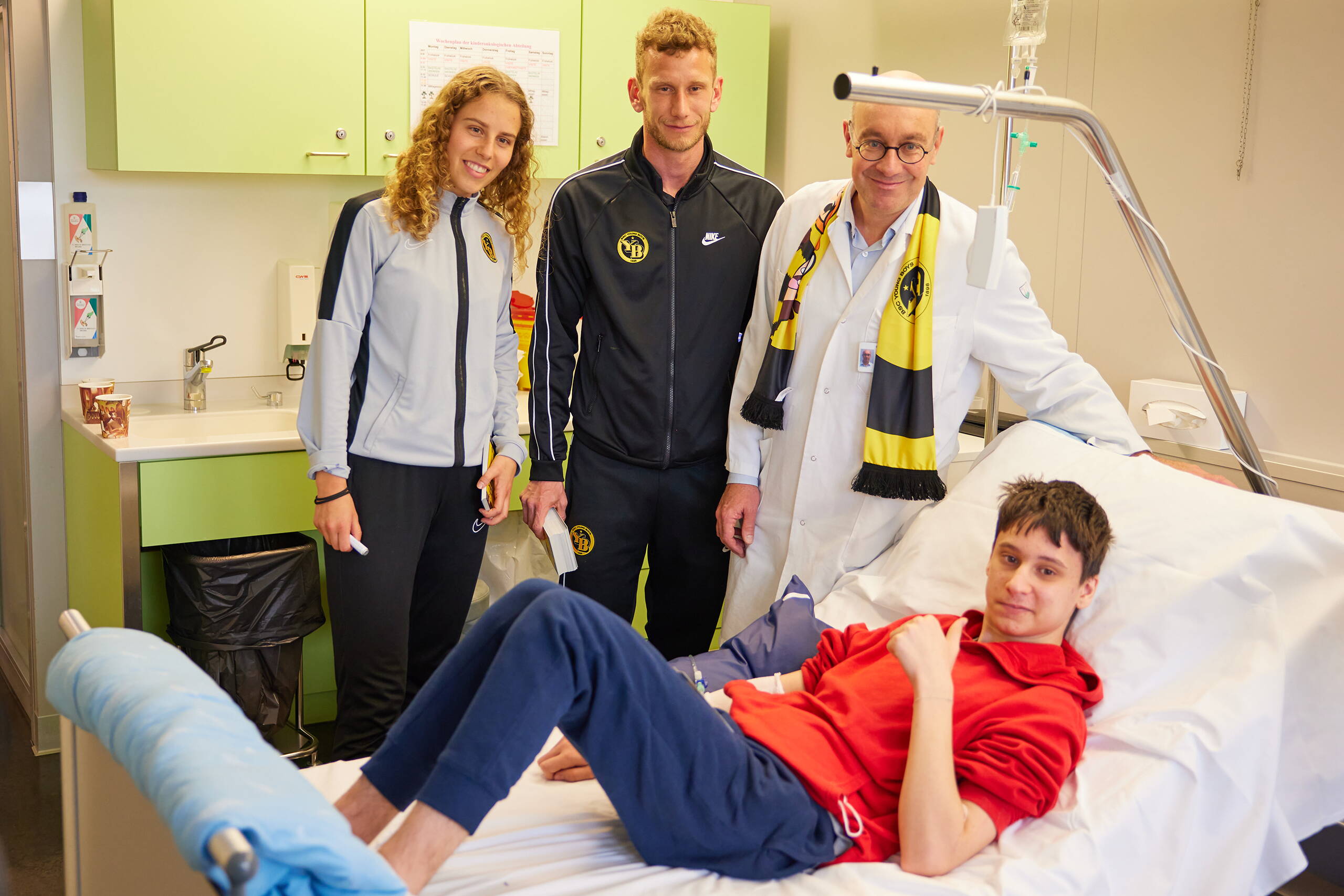 Zoom: Ermöglichte Projekte: Besuch der BSC Young Boys und der YB-Frauen