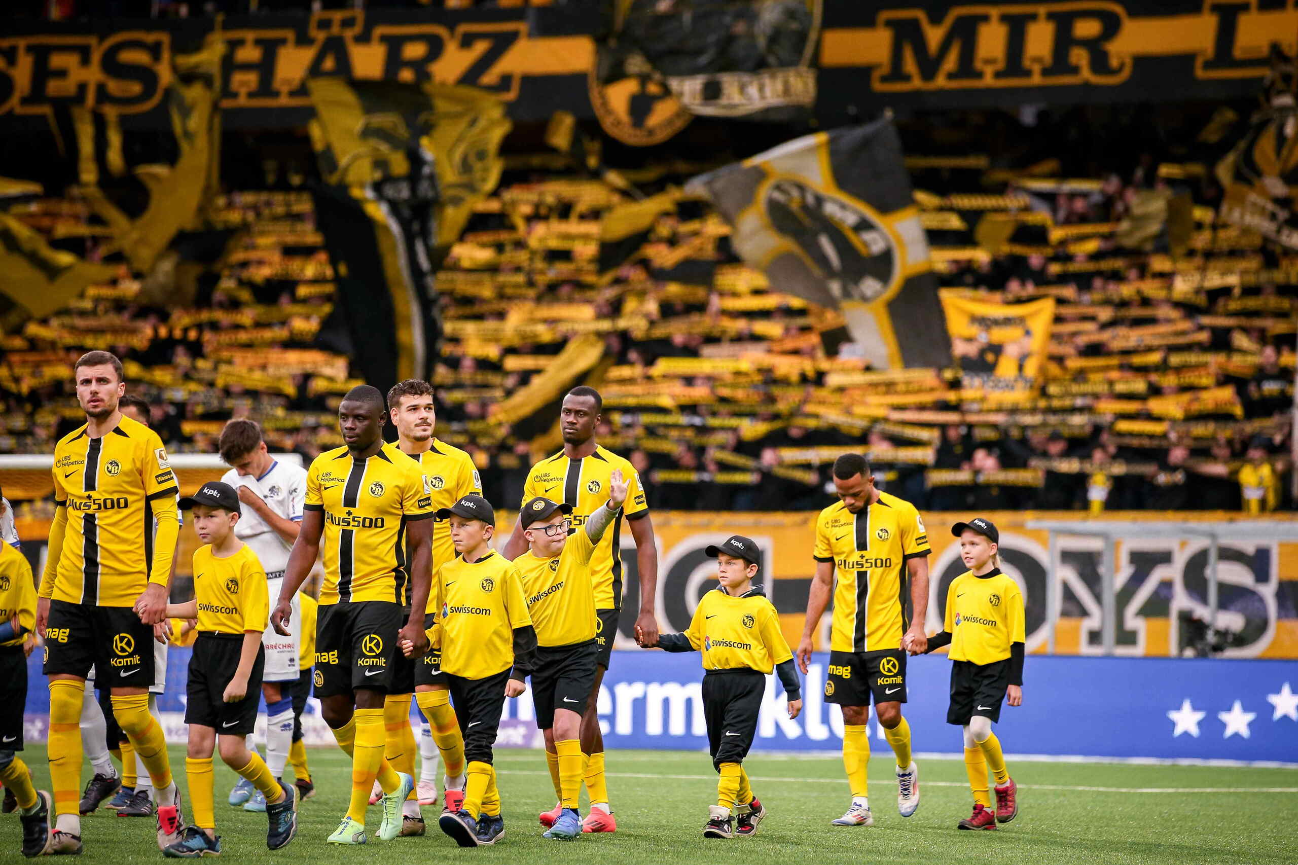 einlaufkids2024.jpg Zoom: einlaufkids2024.jpg