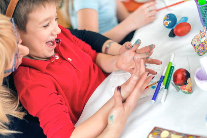 Zoom: Unsere Wunschliste: Kunsttherapie für hospitalisierte Kinder und Jugendliche dauerhaft anbieten.